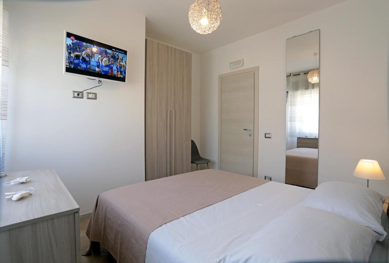 Terramare Punta Braccetto Bed & Breakfast Exterior photo