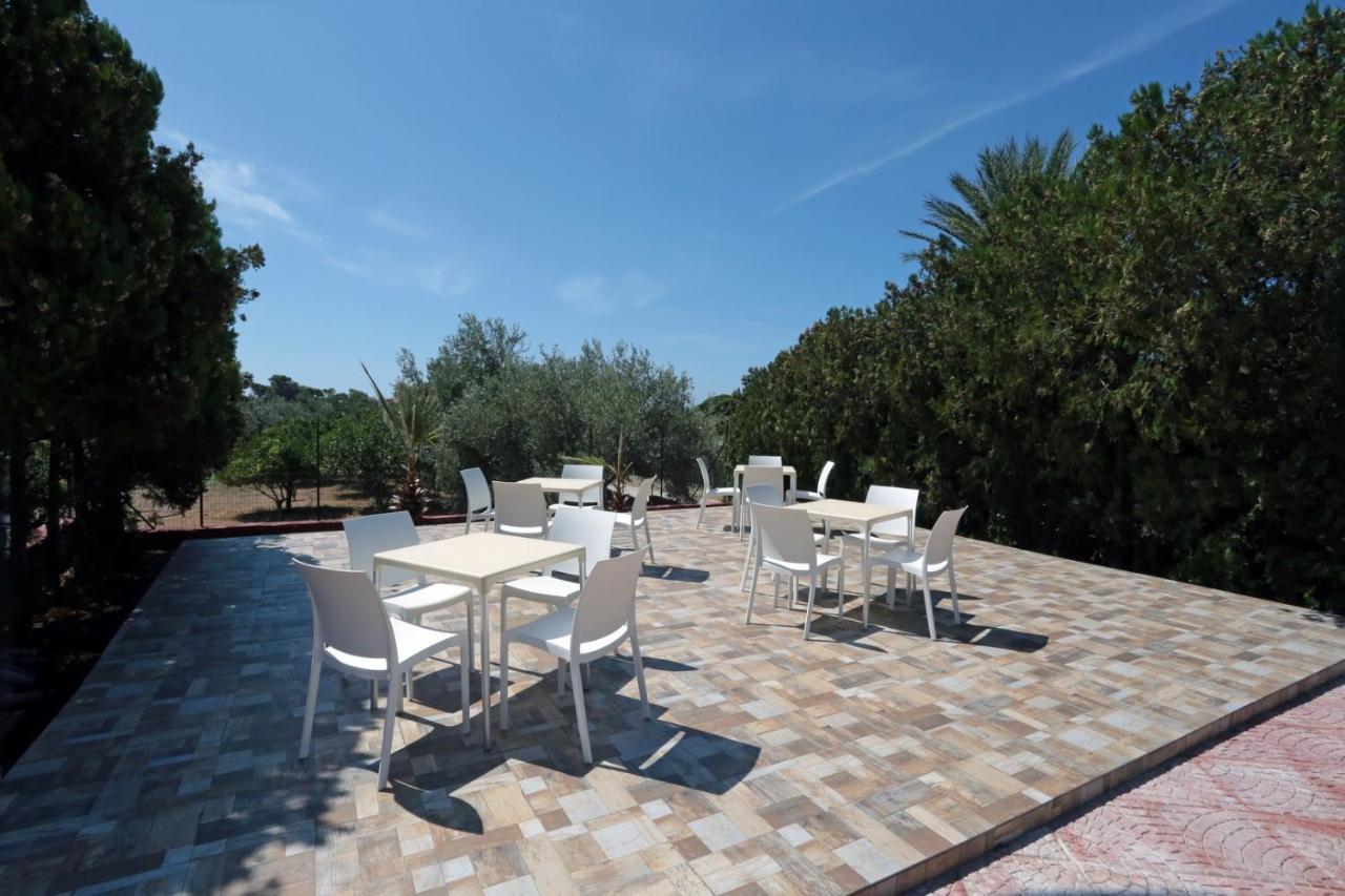 Terramare Punta Braccetto Bed & Breakfast Exterior photo